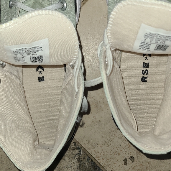 Converse Light Green High-Tops with White Accents - Picture 11 of 12